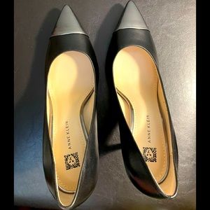 Anne Klein Pumps